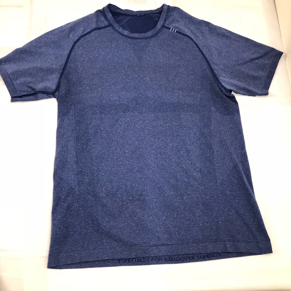 Lululemon mens metal vent tech blue shirt SZ M